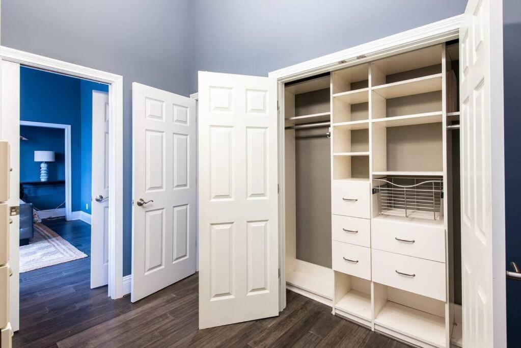 Downtown Sophistication/ Two Bedroom / Two Bath Louisville Kültér fotó